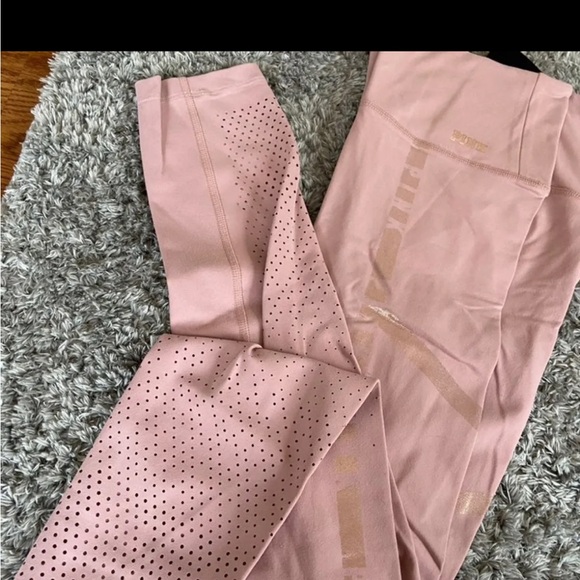 PINK Victoria's Secret Pants - PINK Victoria's Secret Pink Leggings